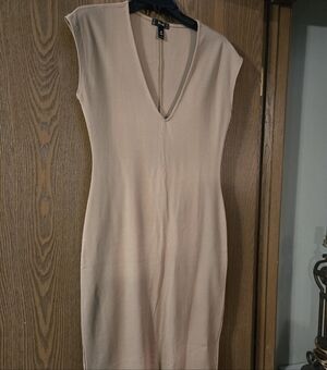 Aqua Womens Size M Sleeveless Bodycon Dress. Beige